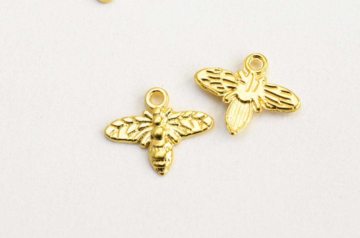 Bee Charms, Gold Tone, 13mm x 16mm - 10 pieces (1070) – Paper Dog Supply Co