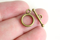 Bronze Toggle Clasps, Antique Brass Plated Clasps - 20 sets (F039)