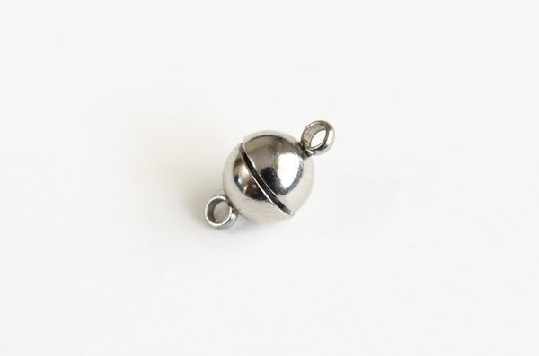 Magnetic clasp for jewelry, steel, round with jumprings