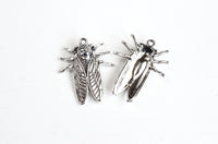 Cicada Insect Charms, Silver Tone Bug Charms, 27mm x 22mm - 5 pieces (1236)