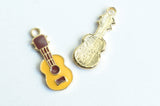 Guitar Charms, Acoustic Guitar Pendants, Gold Tone 23mm x 9mm - 5 pieces (1281))