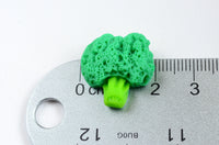 Broccoli Cabochon, Green Resin Flat Back Cab, 20x20mm - 5 pieces (PC040)